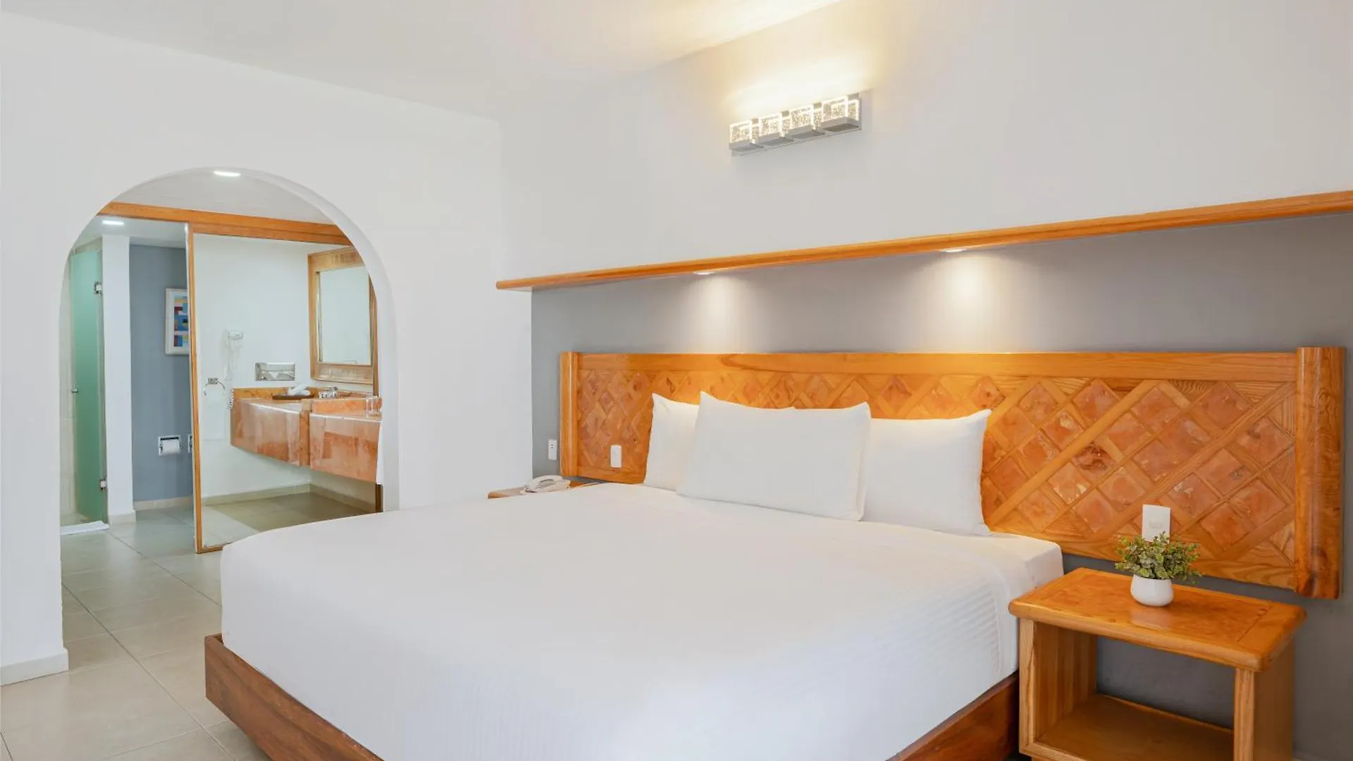 Beachscape Kin Ha Villas & Suites Cancun 4*,