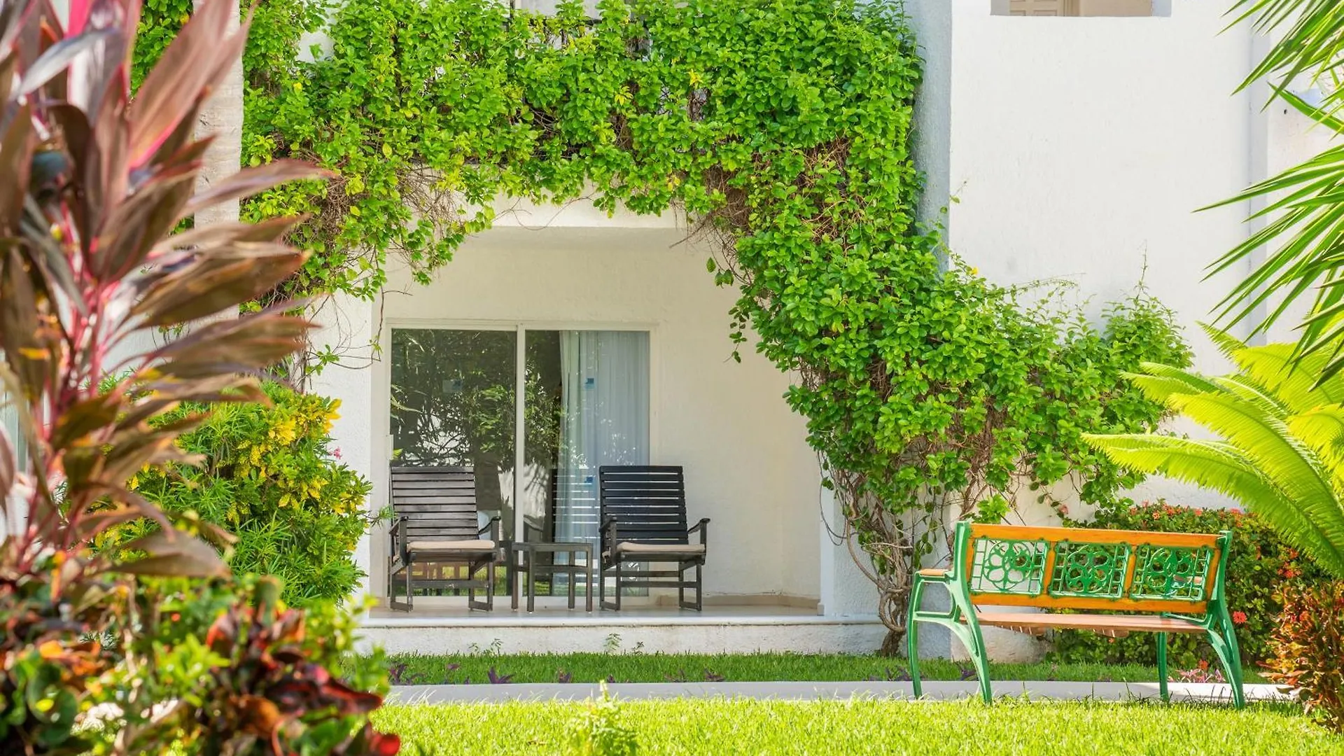 Beachscape Kin Ha Villas & Suites Cancun Hotel